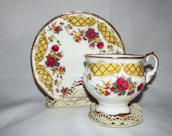 Elizabethan Fine Bone China England Patt Dovedale Roses, Birds & Gold Teacup and Saucer on Etsy by APURPLEPALM