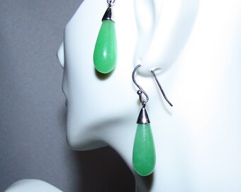 Vintage Jade & Sterling Silver Elegant Classic Drop Earrings on Etsy by APURPLEPALM