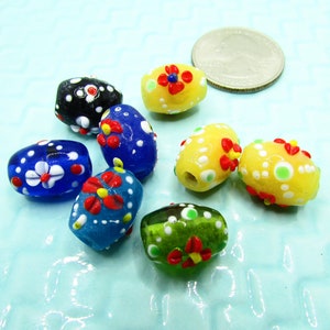 8 Colorful Floral Lampwork Beads on Etsy