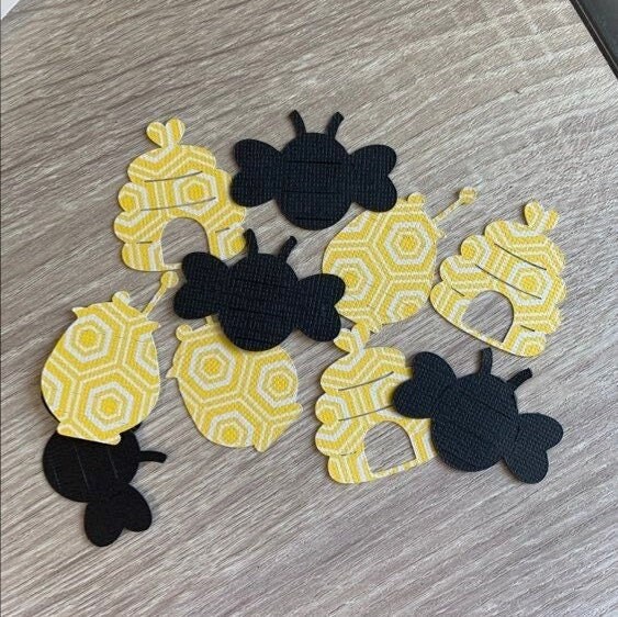 Bee confetti 100 pieces