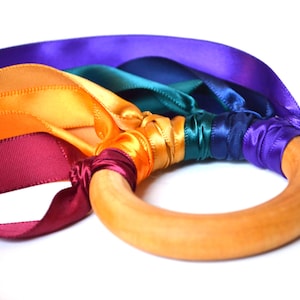 Rainbow Ribbon Hand Kite: Waldorf Toy, Natural Wood
