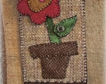 Flower Power - ePattern for Mini Wall Hanging