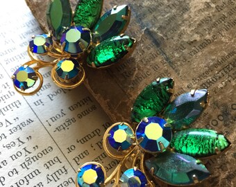 Unusual Vintage AB Rhinestones Peacock Colors Art Glass Green and Blues Clip on Earrings collectable dragons breath glass cabs