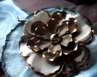 Brighten Your Day Vintage Matte and Shiny Gold Flower large Retro Brooch
