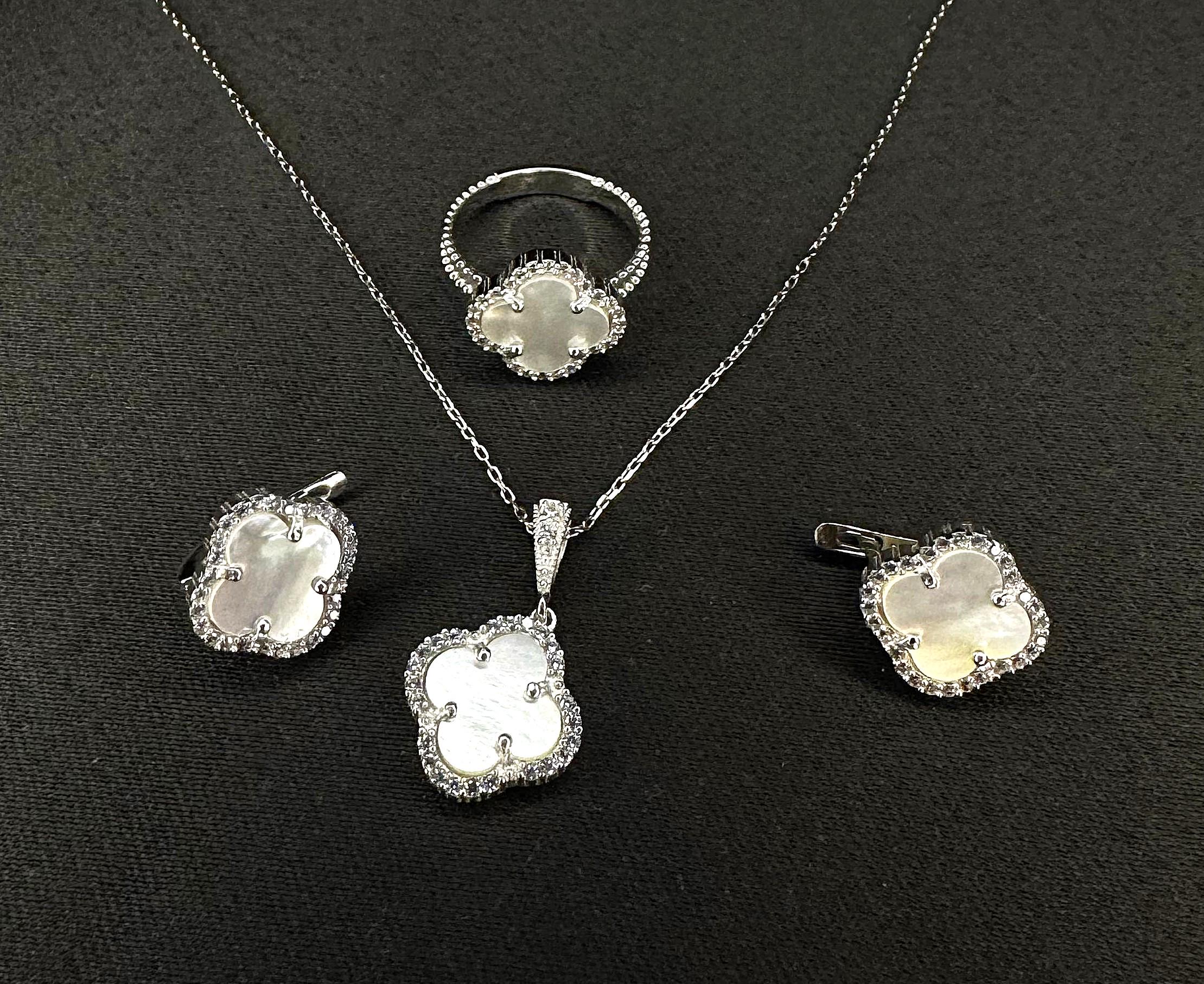 Clover Combo Set - Etsy