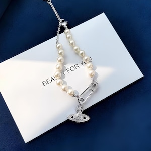 Nana Anime 925 Sterling Silver Pearl Planet Bracelet – Safety Pin Charm – Imported Glossy Pearls – Kawaii Y2K Aesthetic Jewelry Gift for Her