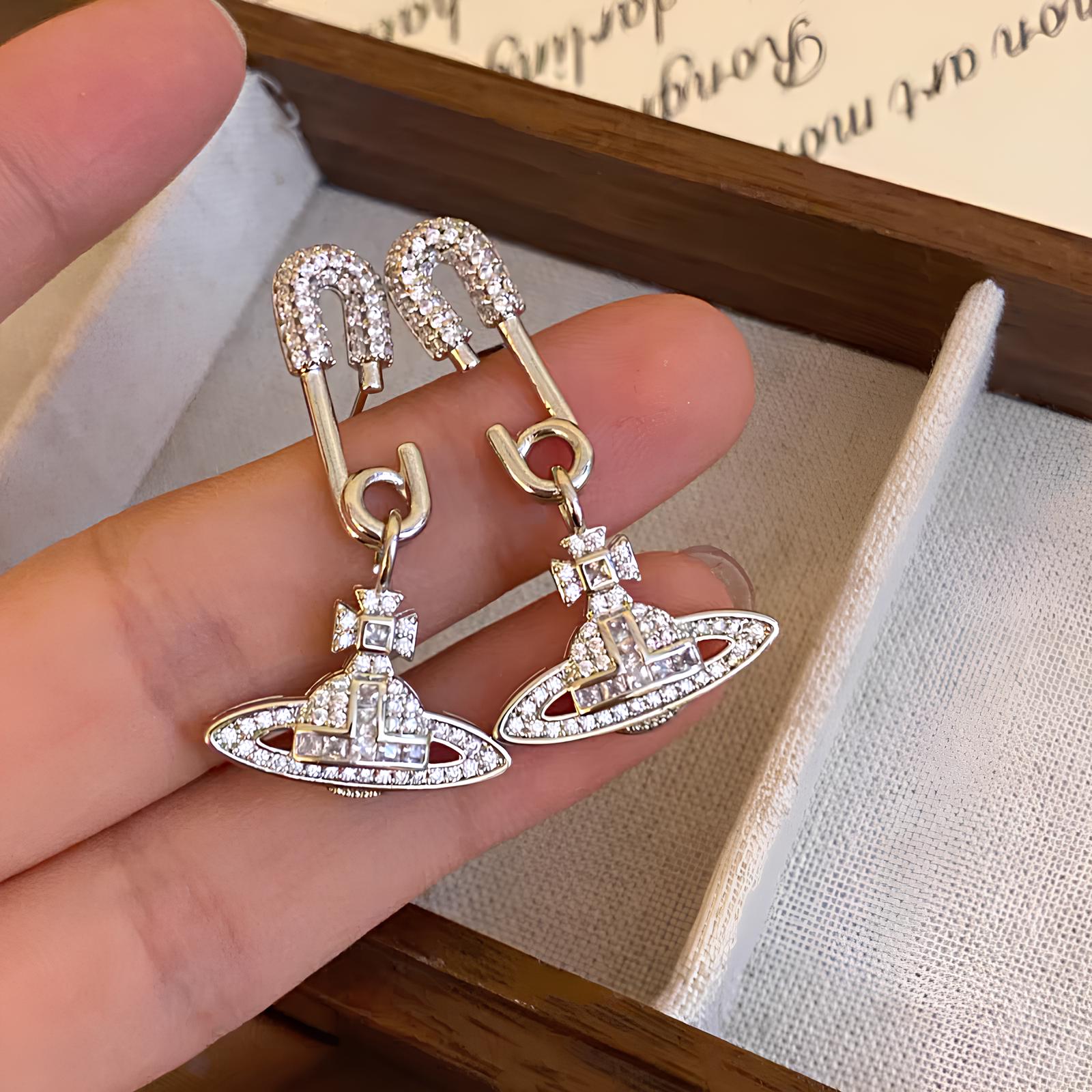 ★Vivienne Westwood★ [Vivienne Westwood] Bernardina Earring Vivienne Westwood Pin Earrings - Etsy