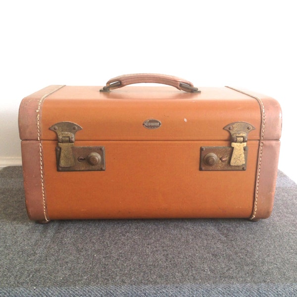 Vintage Case Brown Towne Train Case Vanity Toiletry SALE