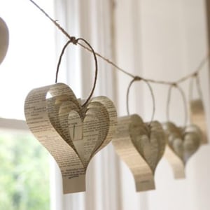 Paper Heart Garland, Upcycled Shakespeare Books, Graduate Gift