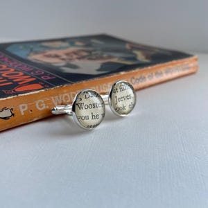 Versilberte Jeeves & Wooster Manschettenknöpfe, Buchliebhaber Schmuck