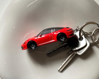 PORSCHE 911 Targa keychain [HotWheels Car couple bagcharm & matching keyring]