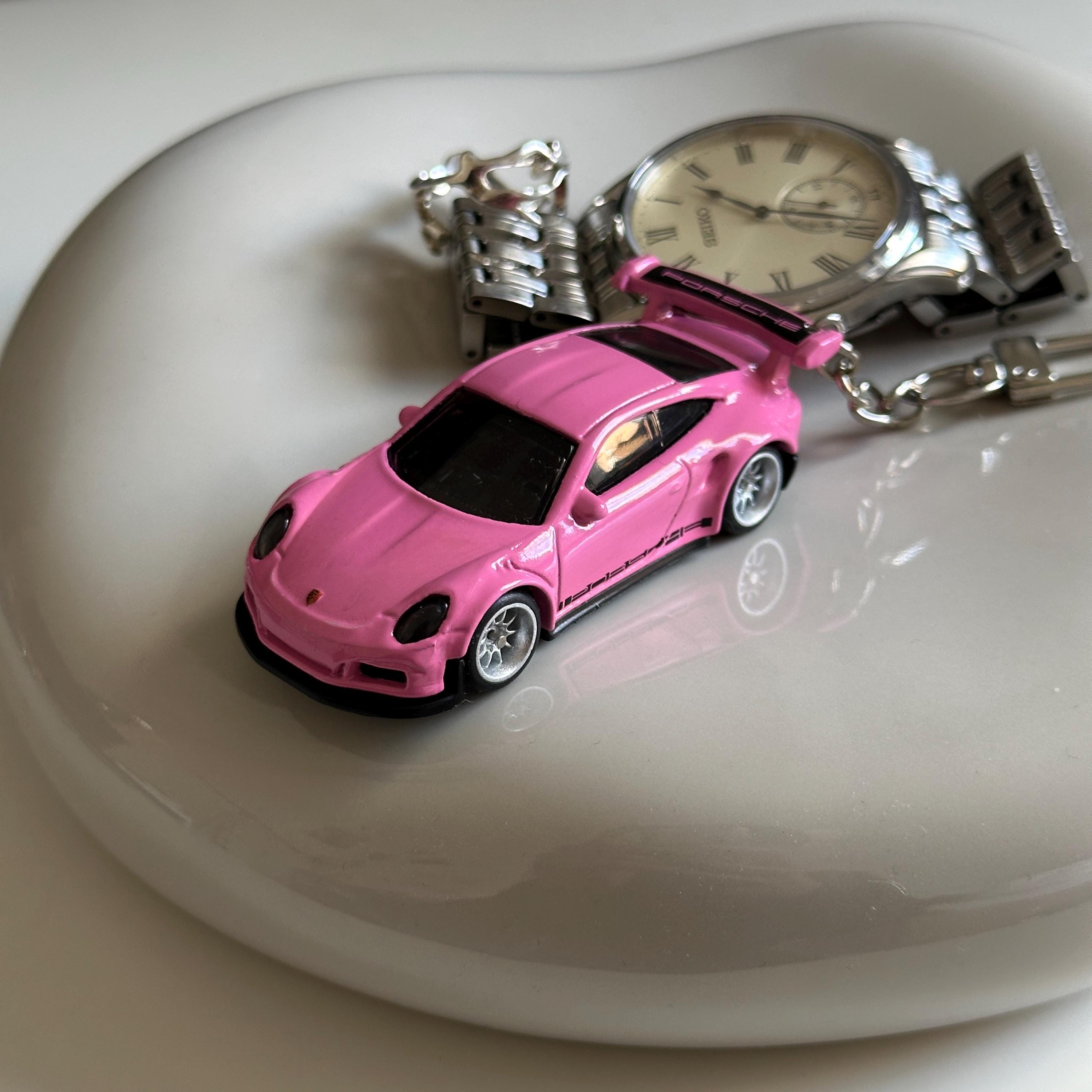 Horloge Miniature Porsche 924 – Alu-bond Rouge, Fabrication Française