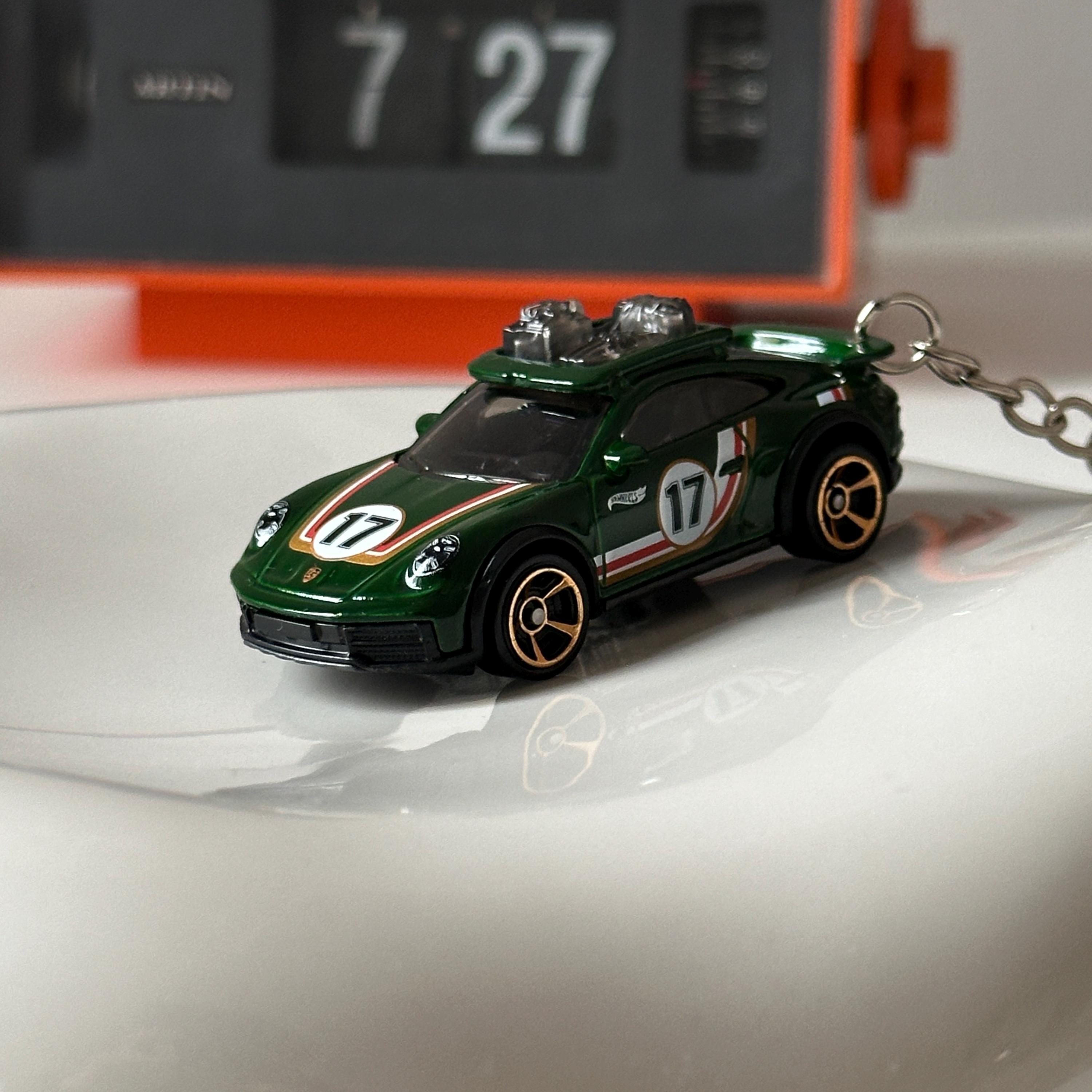 PORSCHE 911 Dakar Rallye Keychains [custom Hotwheels Car Couple ...