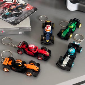 Formula F1 minifigure keychain & matching keycharm