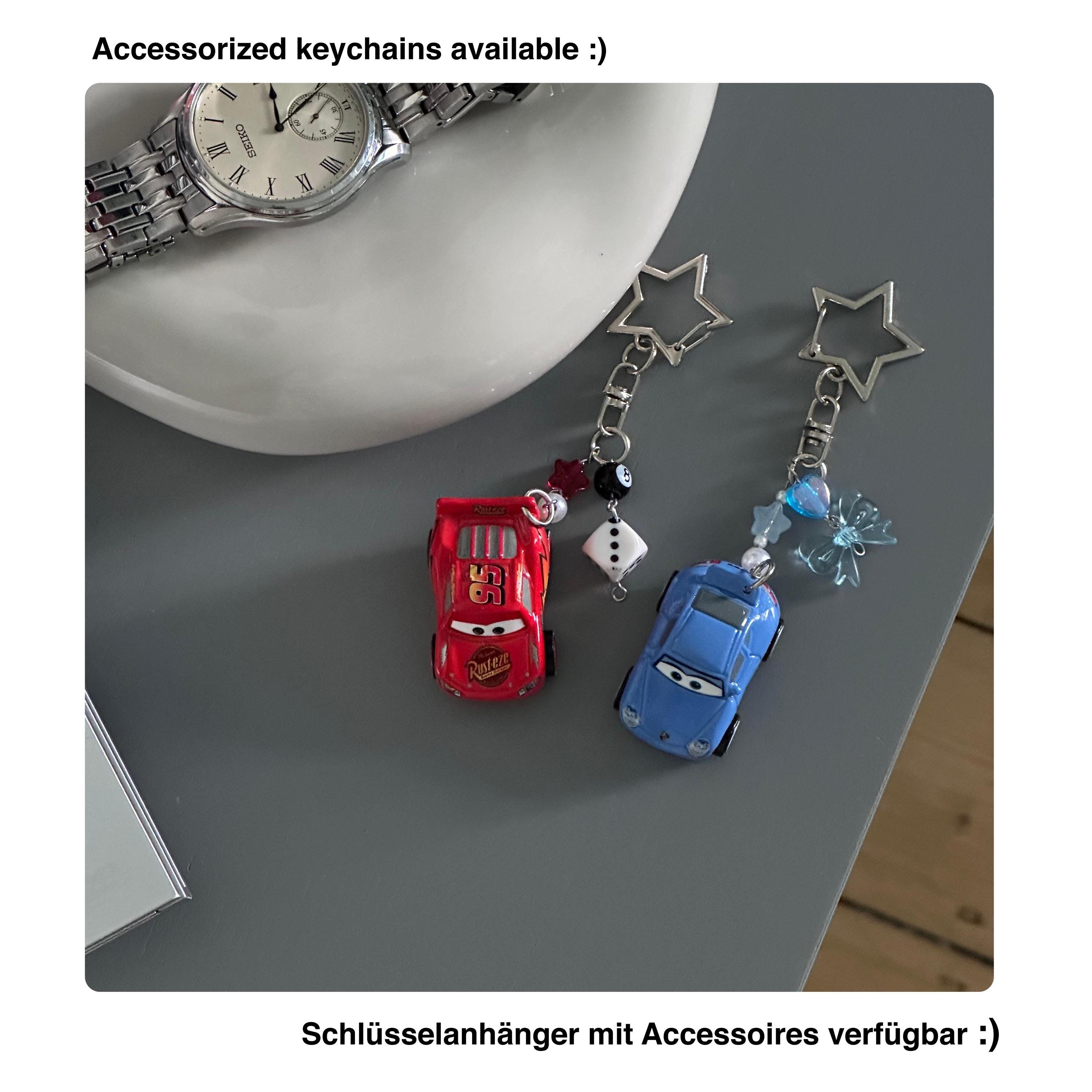 1 pezzo Colorato cartoni animati Carino Ciondolo di Paperino e Paperina, portachiavi unisex coppia come ornamento per auto zaino | SHEIN ALIA