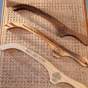 Custom Wood Bread Knife, Fiddle Bow Knife, Serrated Bread Knife, Bread Slashing Tool，House Warming Gift，Gift For The Bride & Couples