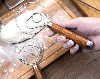 Wooden Sourdough Whisk，Customized Birthday Flowers With Name Wooden Whisk，Danish Dough Whisk，Hand Whisk Tool，Kitchen Supplies，Gift Formom