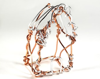 Handmade Wire Tiny Gingerbread house - decoración navideña - mini 2" colores cobre y plata 120122 A