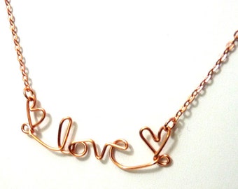 eine Lil Love Halskette mit Herzen- kupfer
