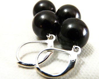 Simple Black Pearl and Silver Earrings