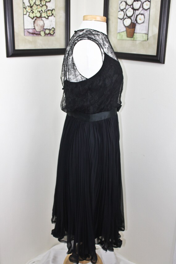 Vintage Black Lace and Pleated Chiffon Neusteters… - image 4
