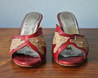 dark red kitten heels