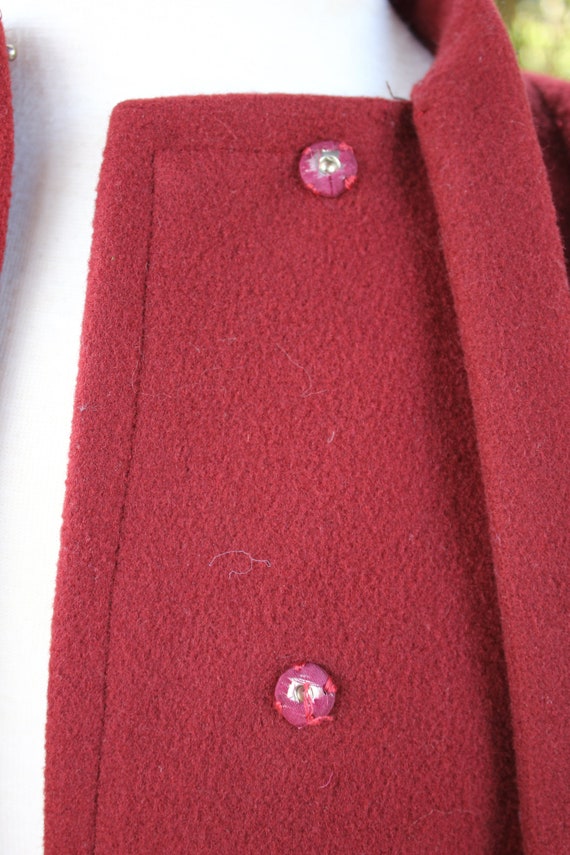 Peabody House New York Maroon Wool Cloak, Circa 1… - image 7