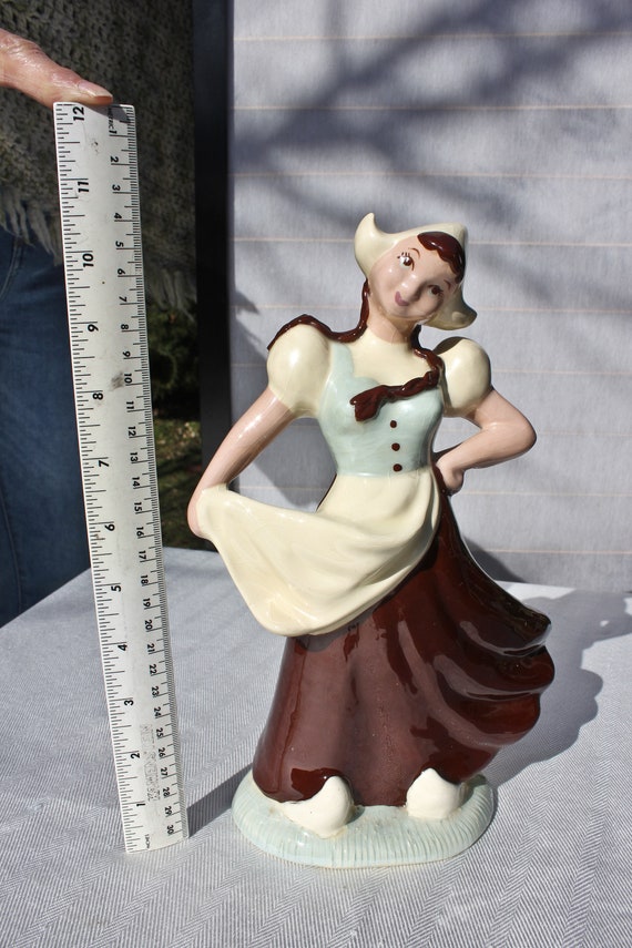 Hedi Schoop Dutch Girl Figurine Vase: 1940s Hollywood Pottery - Etsy