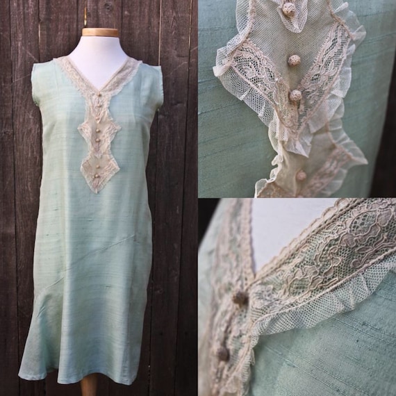 Gorgeous Antique Mint Green Raw Silk and Cream Lac