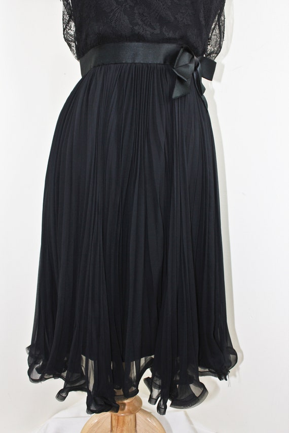 Vintage Black Lace and Pleated Chiffon Neusteters… - image 7