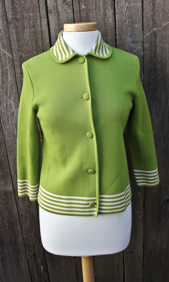 Vintage Apple Green Virgin Wool Peter Pan Collar C