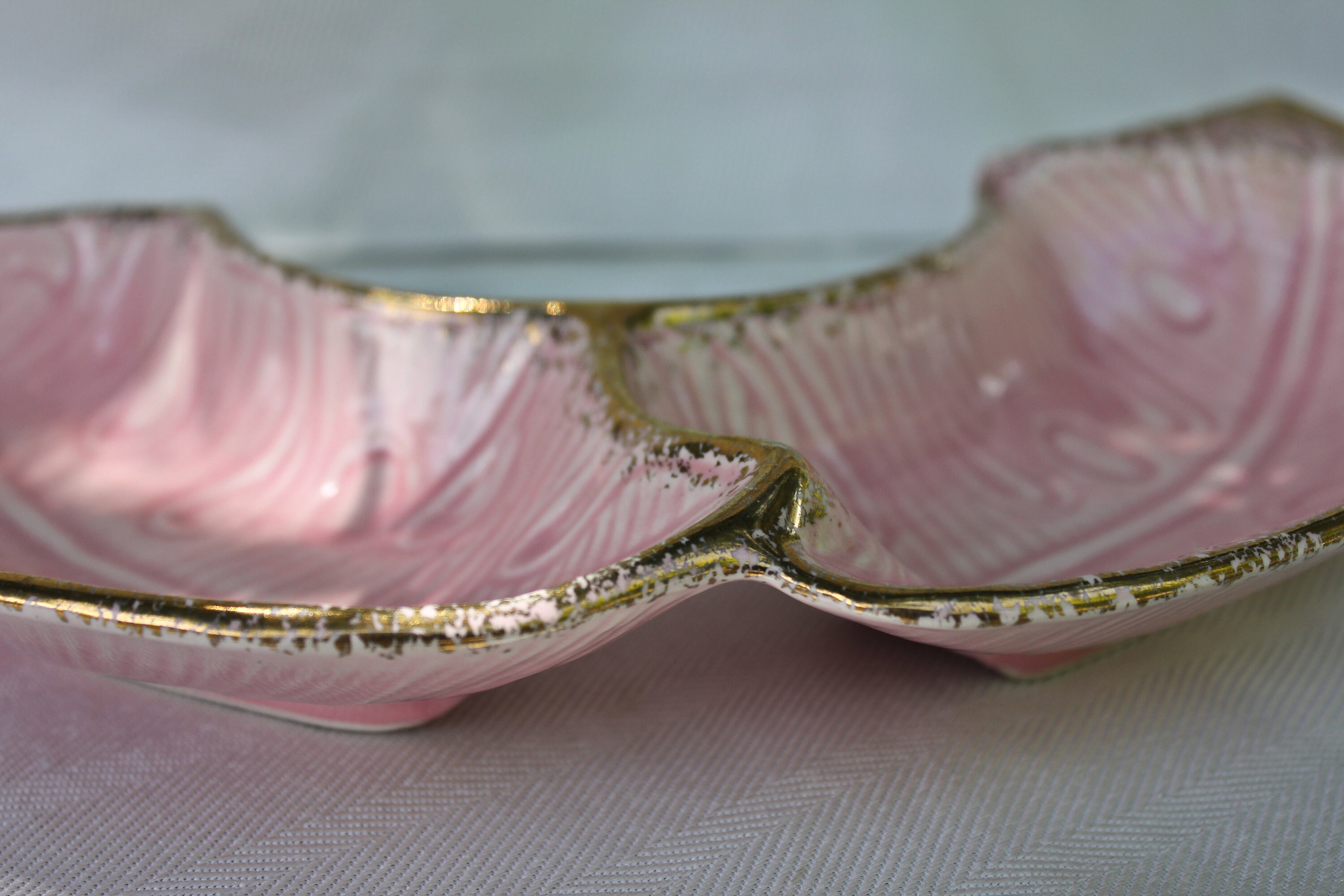 1950年代のヴィンテージカリフォルニア陶器皿：ピンク＆ゴールド