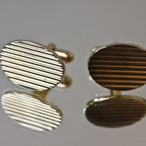 Vintage Gold Tone Striped Anson Cuff Links, c1960s, Sixties Anson Gold Tone Metal Cuff Links, Mid Century Gold Tone Cuff Links