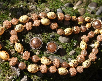 Vintage Speckled Demi Parure: Yellow Plastic Bead Necklace & Earrings, 1950s Hong Kong