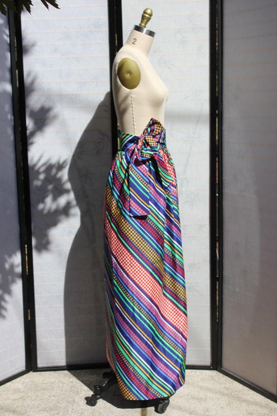 1970s Polyester Wrap Maxi Skirt: Multi-Pattern Co… - image 5