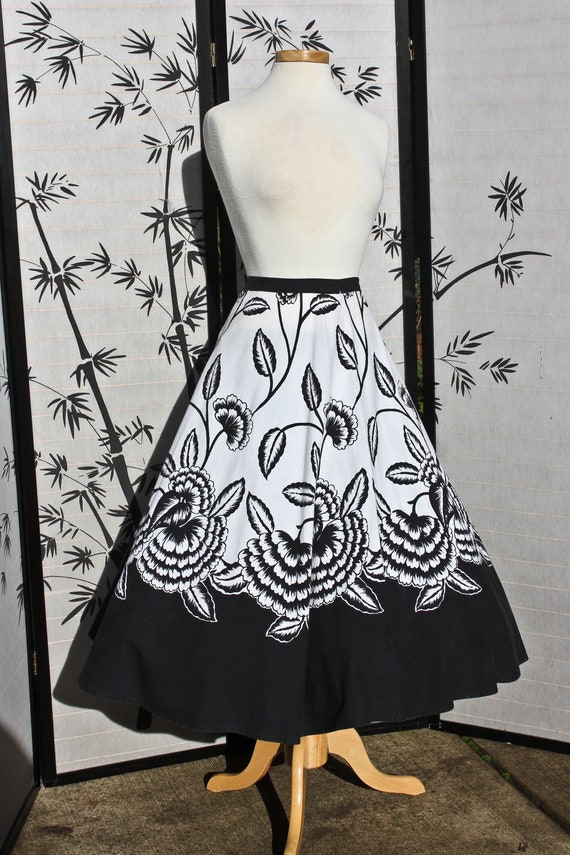 Fifties Era Black and White Floral Circle Skirt, C