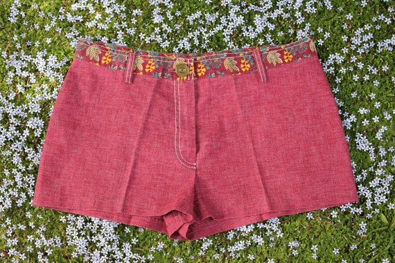 Red and Floral Detailed Short Shorts by Bobbie Br… - image 1