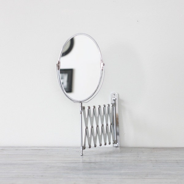 oval wall mount mirror