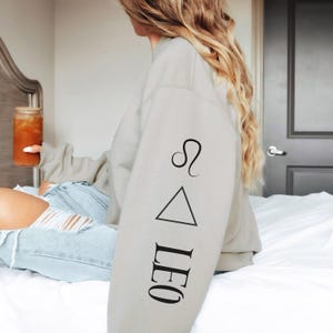 Leo Sweatshirt, Leo Crewneck, Astrology Sign Sweat Shirt, Brides Maid Gift, Constellation Sweet Shirt, Zodiac Gift for Him or Her, Custom