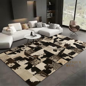 Alfombra de patchwork de piel de vaca – Baldosas de cuero auténtico con pelo para hogares de estilo rústico moderno