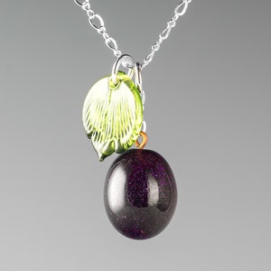 9 Week Miscarriage Gift, Blown Glass Grape Necklace, Baby Loss Keepsake, Miscarriage Jewelry, Mothers Day Necklace, Infant Loss Pendant