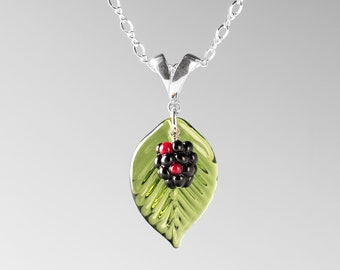 Blackberry Pendant Necklace w hand blown glass blackberry and leaf on sterling silver, glass art, nature inspired jewelry, Mothers Day Gift