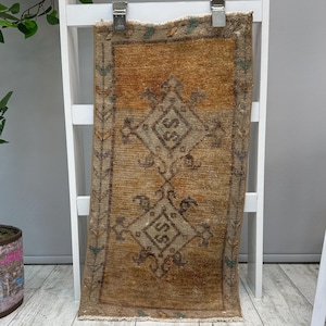 Small Antique Rug, 1x2 Small Turkish Rug, Door Mat Rug, Small Oushak Rug, Small Moroccan Rug, Small Wool Rug, Small Boho Rug, Natural Rug