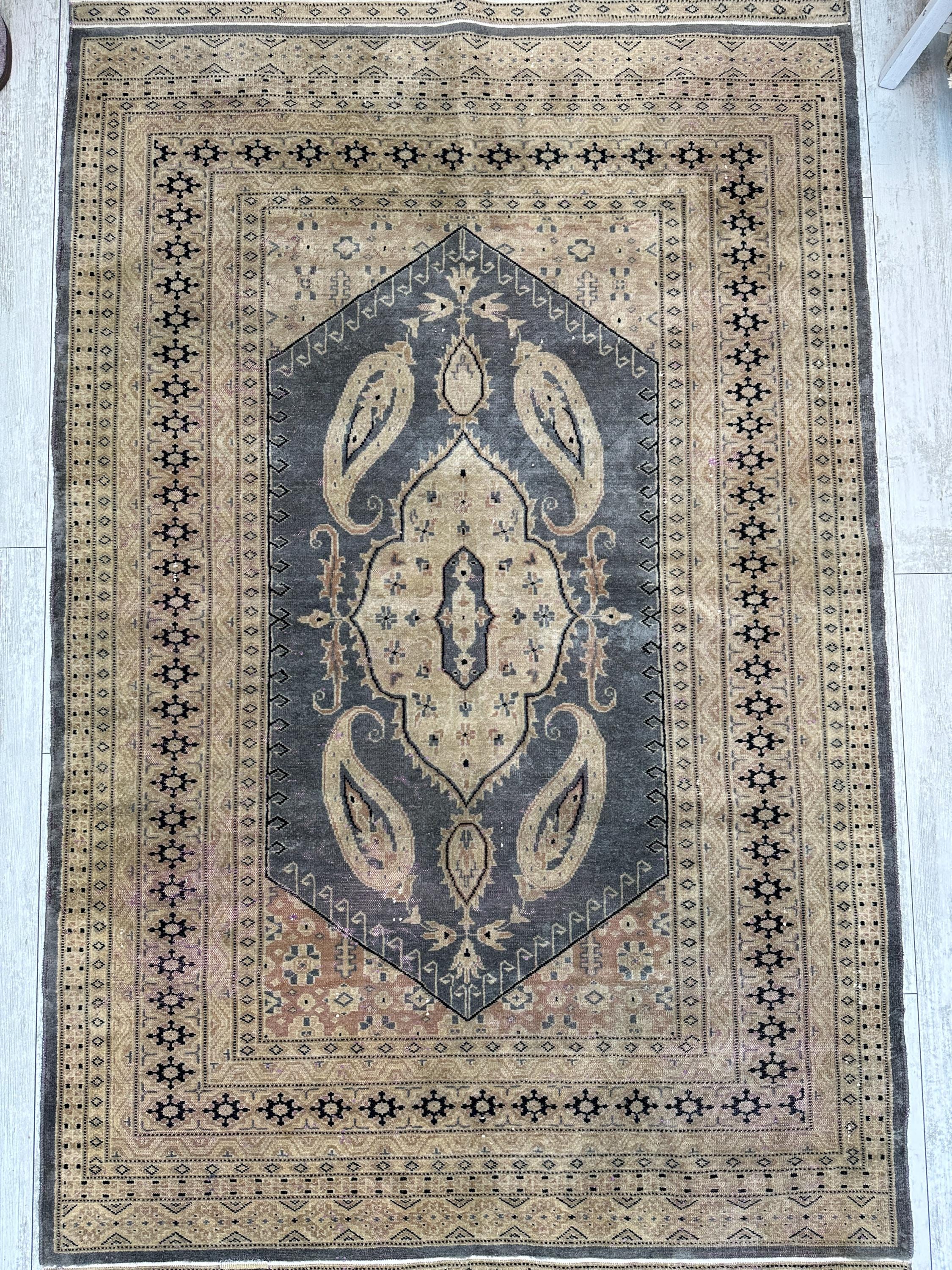 4x6 Vintage Turkish Rug, 4x6 Handmade Oushak Rug, Living Room Rug
