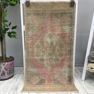 Small Area Rug, 1x3 Bathroom Rug, Small Moroccan Rug, Small Wool Rug, Pink Rug, Small Vintage Rug, Small Turkish Rug, Turkish Rug 1.6x3ft