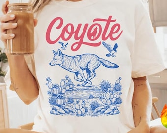 Retro Coyote T-Shirt, Vintage Desert Wildlife Graphic Tee, Retro Western Nature Shirt, Comfort Colors Wild West Aesthetic