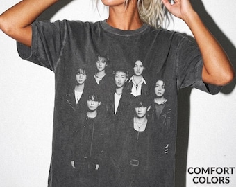 BTS Bangtan Sonyeondan Group Photo T-Shirt, Comfort Colors Boxy Tee, K-pop Army Gift Shirt, Retro Kpop Graphic Tee, youth Tee