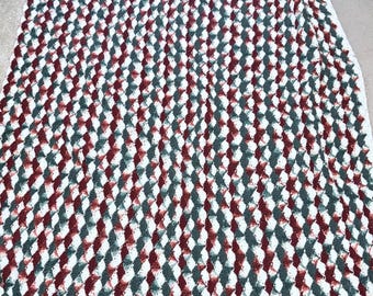 Handmade Crochet Blanket Afghan Triangle Pattern maroon, off white and green with fringe