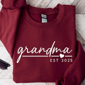 Personalized Grandma Est Sweatshirt, Mothers Day Gift, Gift for Grandmother, Nana Sweatshirt, Tante Sweatshirt, Tia Sweatshirt, Gift For Mom