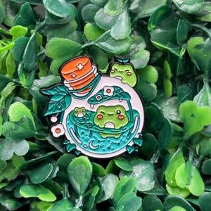 Frogs in Bottle Enamel Pin – Cute Kawaii Frog Lapel Pin